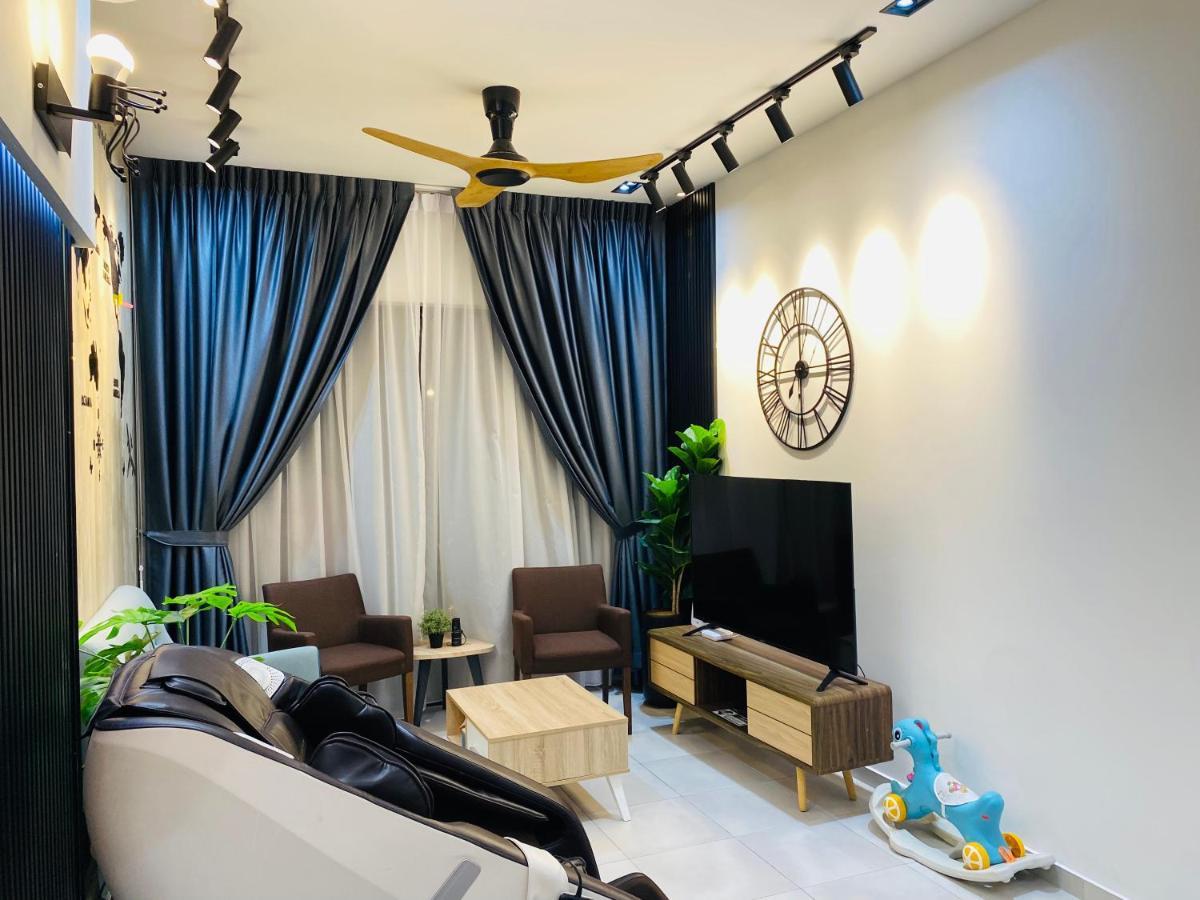 Orang Utan Guest House Monthly Szandakan Kültér fotó