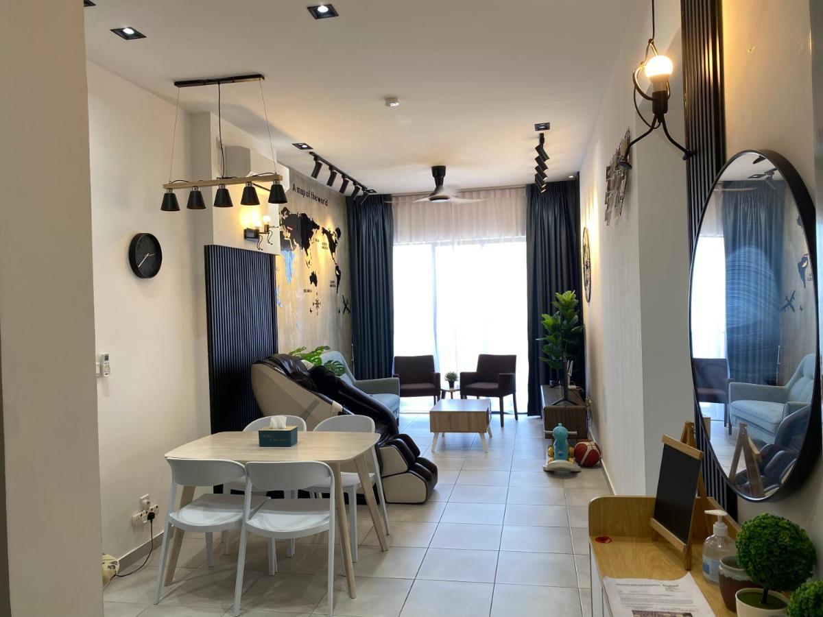Orang Utan Guest House Monthly Szandakan Kültér fotó